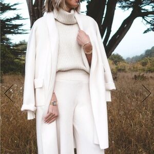 Splendid Cream Cowl Neck Cella Jane sweater. Cream. NWT. XS.